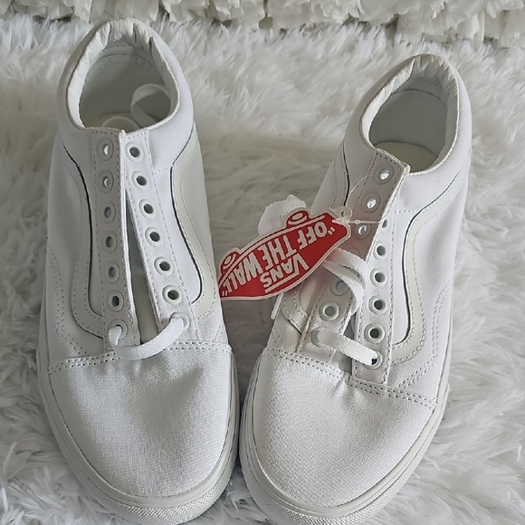 Vans White Women's Sneakers - Picture 2 of 6